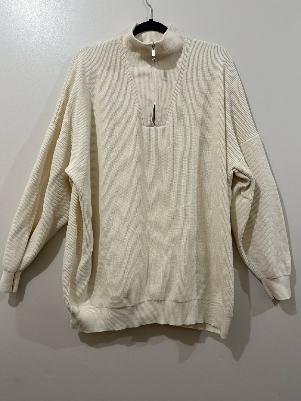 Brunette The Label BTL Not Your Boyfriends Sweater Pullover Size L/XL Cream Knit